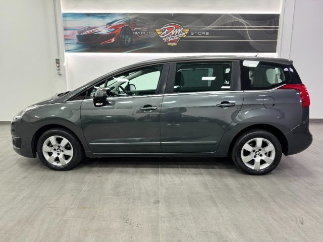 PEUGEOT 5008 usata, con Chiusura centralizzata