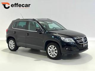 VOLKSWAGEN Tiguan usata, con Airbag laterali