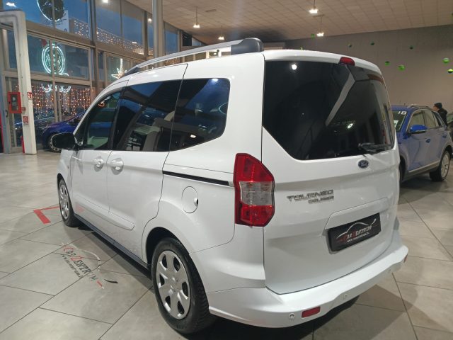 FORD Tourneo Courier usata, con Alzacristalli elettrici