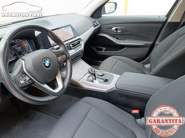 BMW 320 usata, con Telecamera per parcheggio assistito