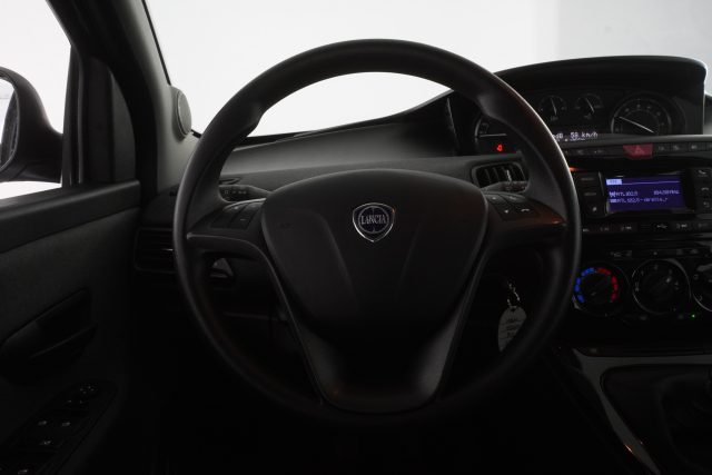 LANCIA Ypsilon usata 11