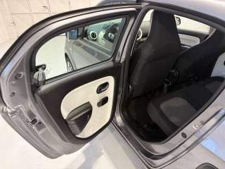 RENAULT Twingo usata 25