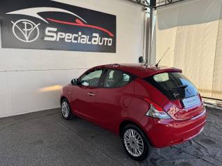 LANCIA Ypsilon usata, con Autoradio