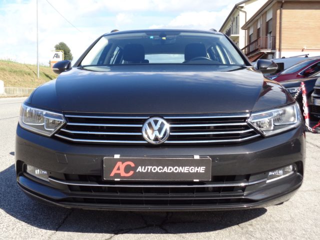 VOLKSWAGEN Passat Variant usata, con ABS