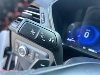 FORD Kuga usata, con Fari Xenon