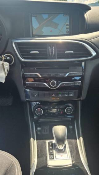 INFINITI QX30 usata, con Controllo trazione
