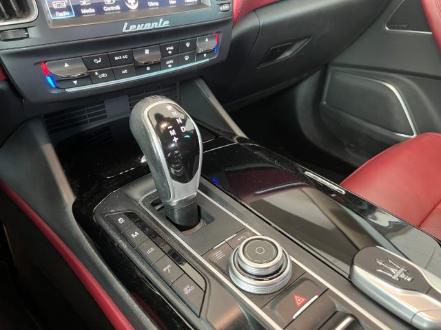 MASERATI Levante usata, con Boardcomputer
