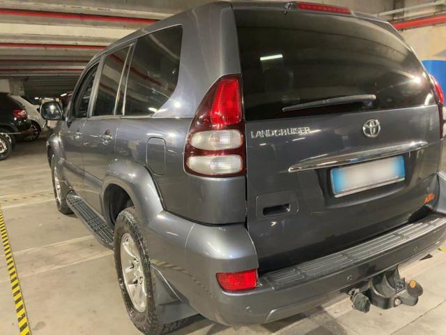TOYOTA Land Cruiser usata, con Cerchi in lega
