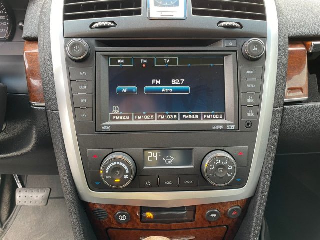 CADILLAC SRX usata, con Sensori di parcheggio posteriori