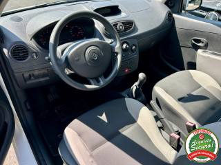 RENAULT Clio usata, con Chiusura centralizzata