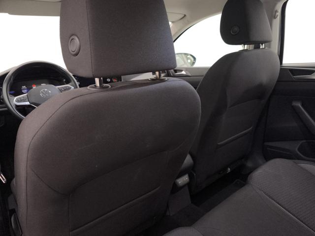 VOLKSWAGEN Taigo usata, con Fari LED