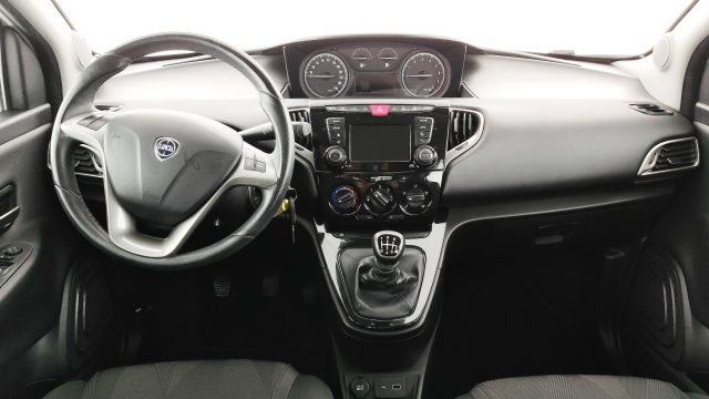 LANCIA Ypsilon usata, con Controllo trazione