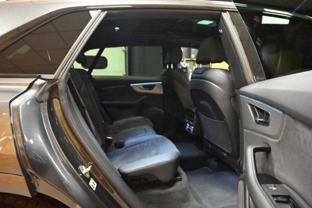 AUDI Q8 usata 35