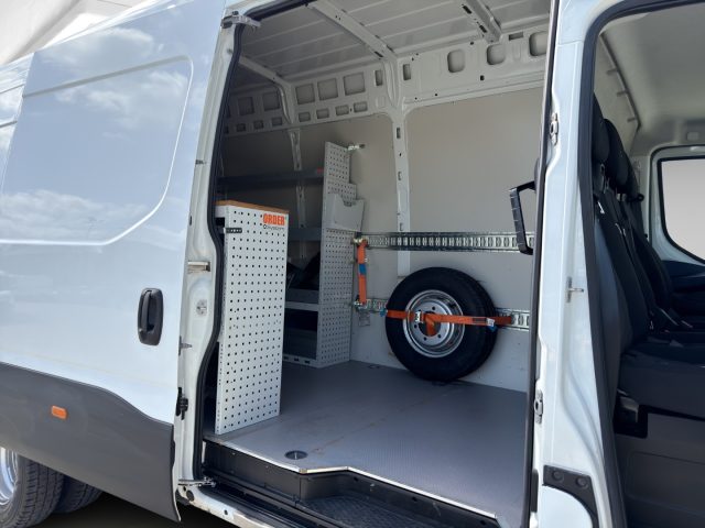 IVECO Daily usata 7