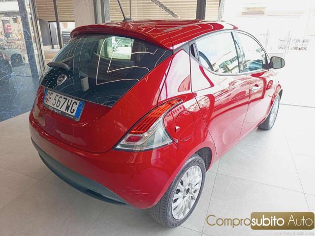LANCIA Ypsilon usata, con Controllo trazione