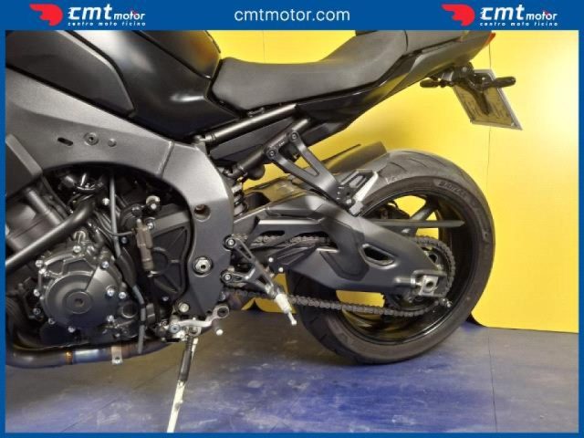YAMAHA MT-10 usata 11