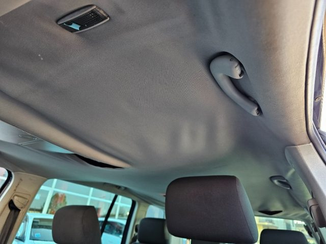 VOLKSWAGEN Touran usata 86