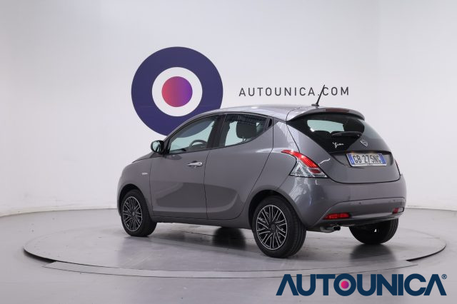 LANCIA Ypsilon usata, con Touch screen