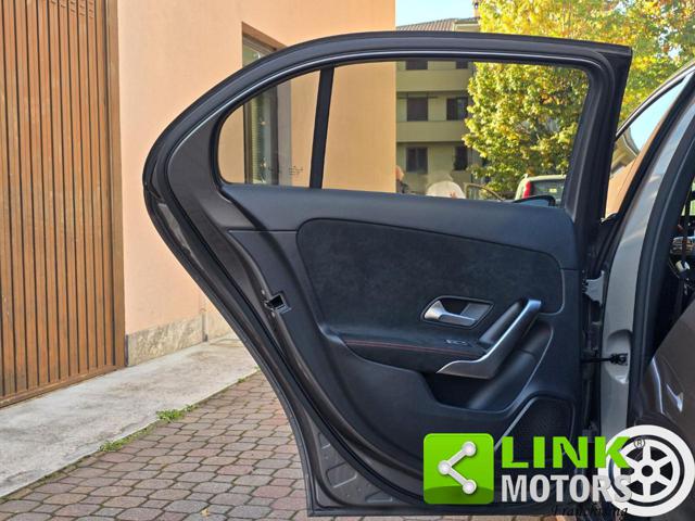 MERCEDES-BENZ A 200 usata, con Cronologia tagliandi