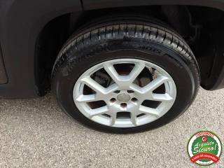 JEEP Renegade usata, con USB