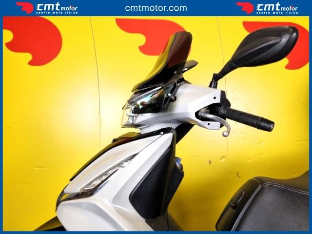KYMCO Agility 300 usata 10