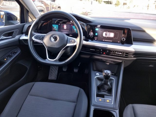 VOLKSWAGEN Golf usata, con Sensori di parcheggio posteriori