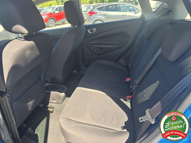 FORD Fiesta usata, con Bluetooth