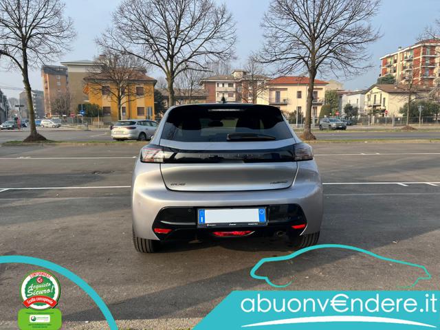 PEUGEOT 208 usata, con Autoradio