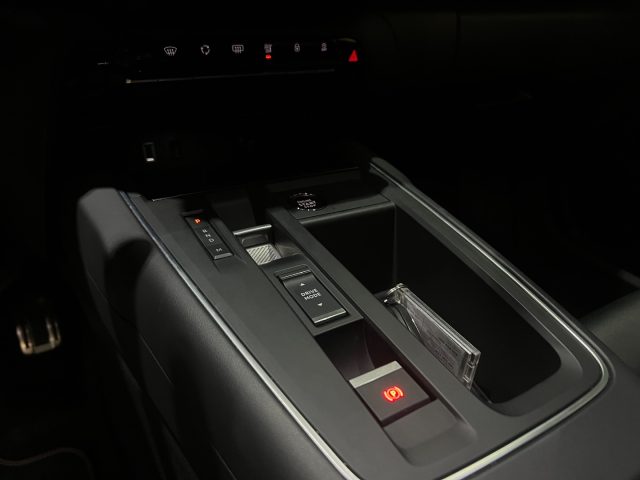 CITROEN C5 Aircross usata, con Autoradio digitale