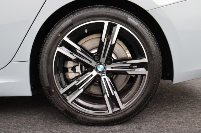 BMW 330 usata, con Boardcomputer