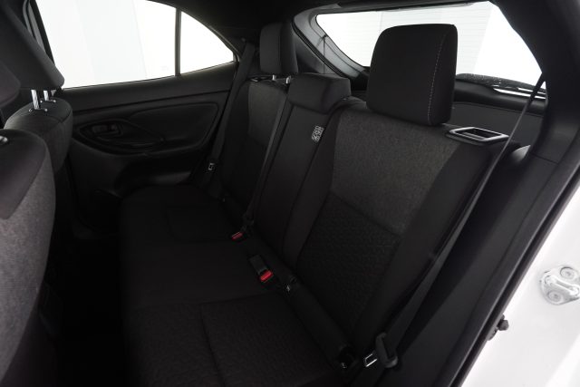 TOYOTA Yaris Cross usata 9