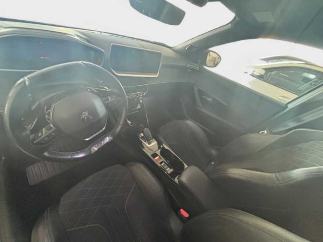 PEUGEOT 2008 usata, con Controllo trazione