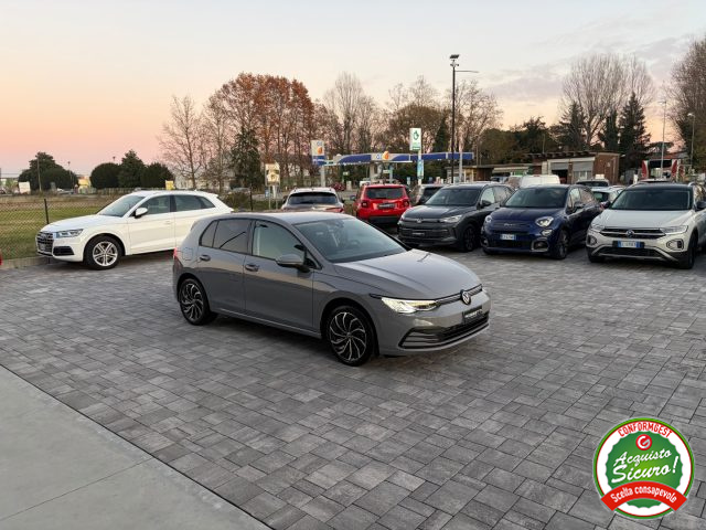VOLKSWAGEN Golf usata, con Autoradio
