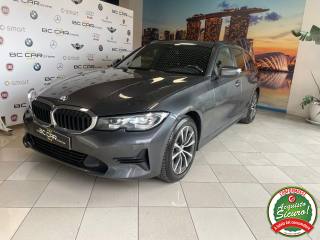 BMW 318 usata, con Touch screen