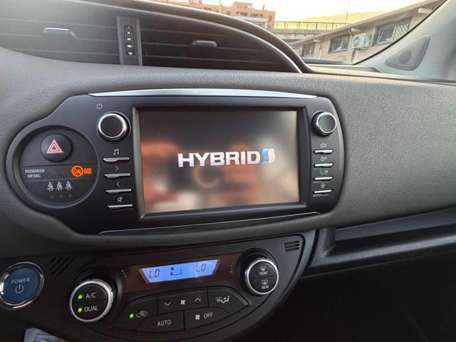 TOYOTA Yaris usata, con Fendinebbia