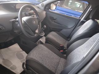 LANCIA Ypsilon usata, con ESP