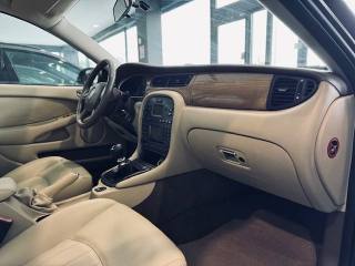 JAGUAR X-Type usata, con Chiusura centralizzata