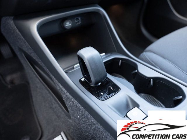 VOLVO XC40 usata, con Autoradio digitale