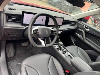 MG HS usata, con Controllo automatico clima