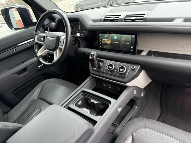 LAND ROVER Defender usata, con Cronologia tagliandi