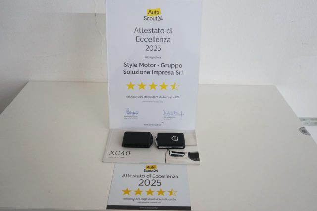 VOLVO XC40 usata, con Fari LED