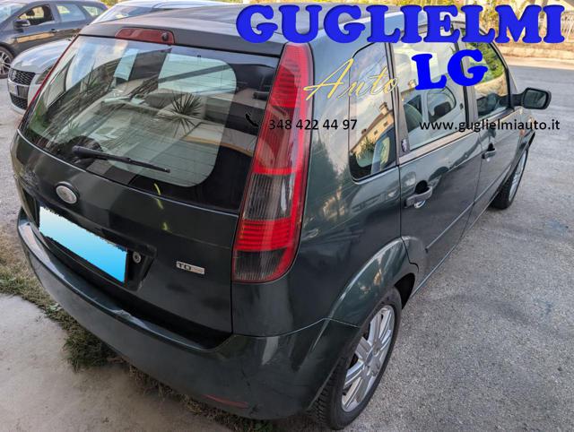 FORD Fiesta usata, con Autoradio