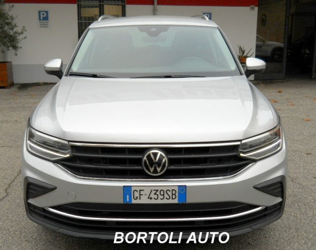 VOLKSWAGEN Tiguan usata, con Volante multifunzione