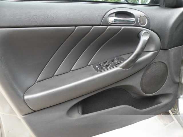 ALFA ROMEO 147 usata, con Climatizzatore