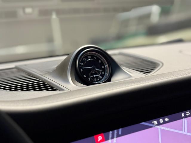 PORSCHE Macan usata, con Portellone posteriore elettrico