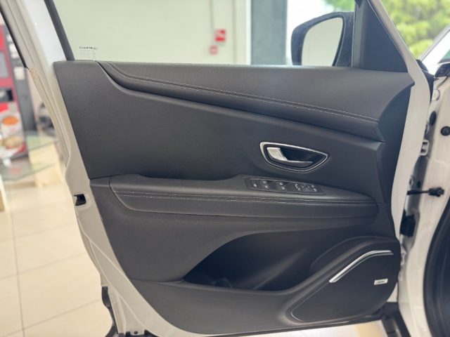 RENAULT Grand Scenic usata, con Interni in pelle