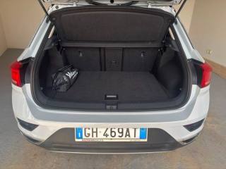 VOLKSWAGEN T-Roc usata, con Autoradio digitale
