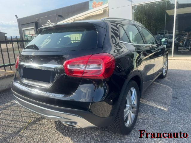 MERCEDES-BENZ GLA 180 usata, con Autoradio
