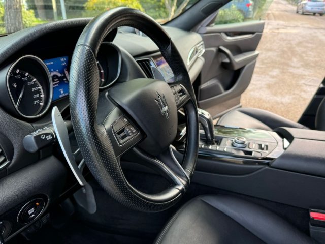 MASERATI Levante usata, con Fendinebbia
