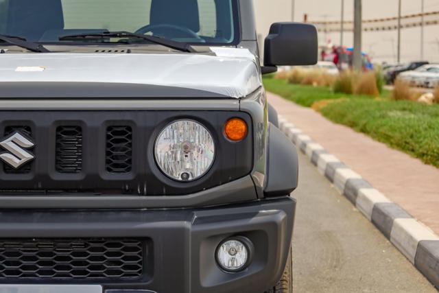 SUZUKI Jimny usata, con Servosterzo